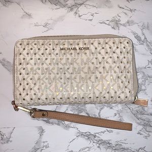 Michael Kors Wrist Wallet